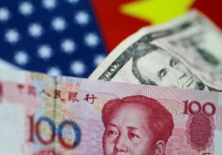 Asia FX weakens with yuan volatile, dollar steady ahead of PCE data